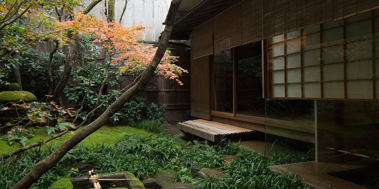 buitenaanzicht ryokan japan